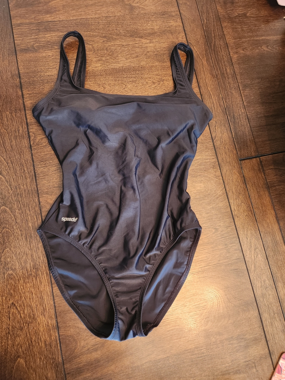 Speedo Women's Black Classic Low Back One-Piece Swimsuit Size 12